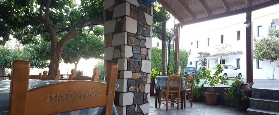 Mesohori Studios Sfakia Luaran gambar